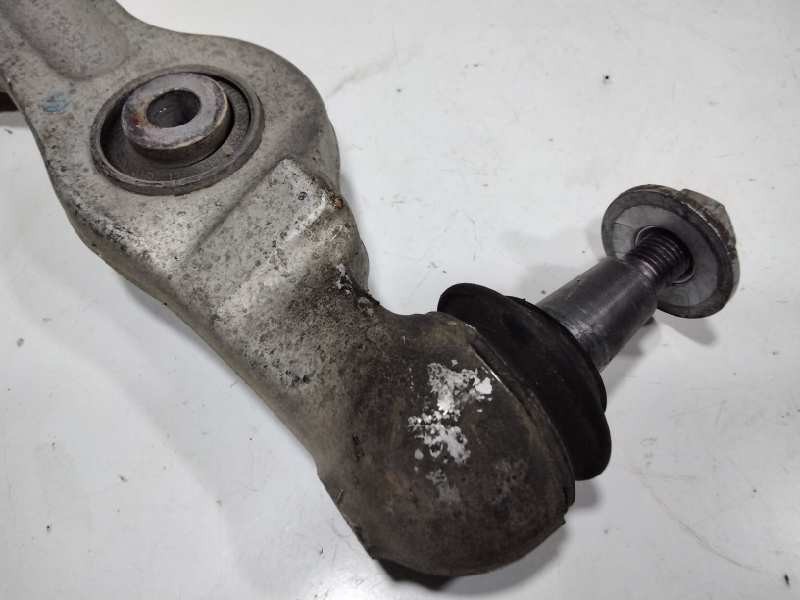 Recambio de brazo suspension inferior delantero derecho para audi a4 avant (8e) 3.0 tdi quattro (171kw) referencia OEM IAM 8E040