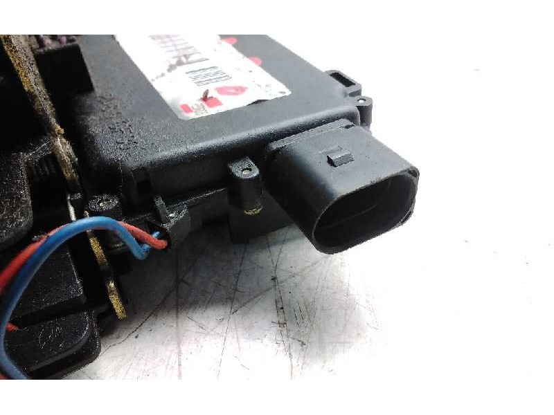 Recambio de cerradura puerta delantera derecha para volkswagen passat variant (3b5) comfortline referencia OEM IAM   
