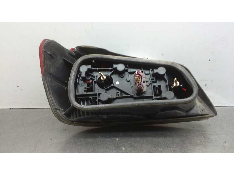 Recambio de piloto trasero derecho para peugeot 306 berlina 3/4/5 puertas (s2) s referencia OEM IAM   