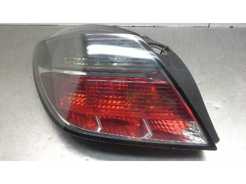 Recambio de piloto trasero izquierdo para opel astra gtc sport referencia OEM IAM   