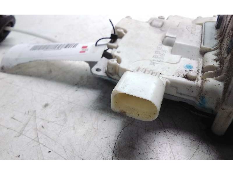 Recambio de cerradura puerta trasera izquierda para audi a4 avant (8e) 3.0 tdi quattro (171kw) referencia OEM IAM 8E0839015AA  