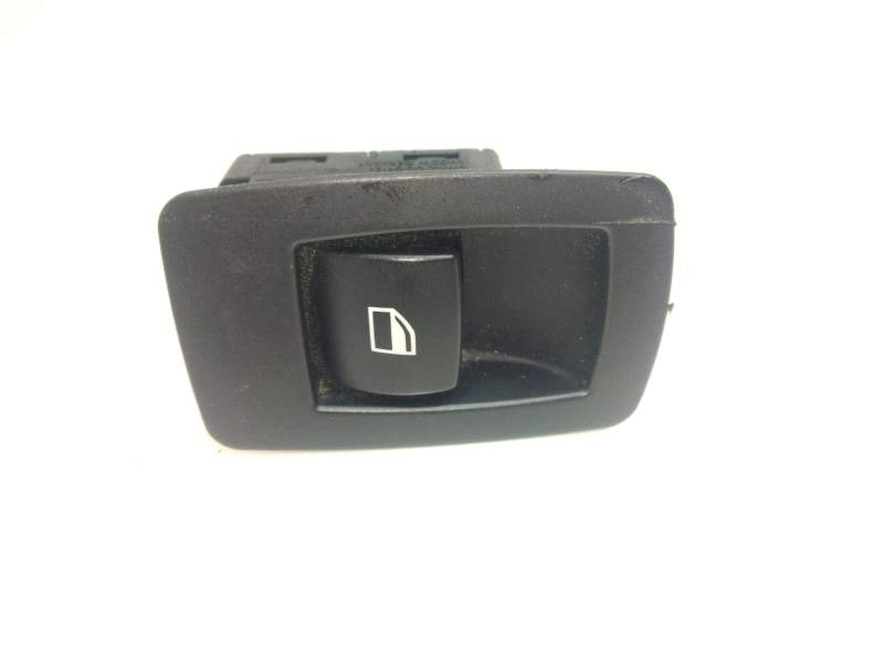 Recambio de mando elevalunas trasero derecho para bmw x3 (e83) 2.0 sd referencia OEM IAM 9113773  