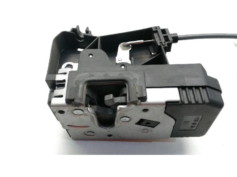 Recambio de cerradura puerta delantera derecha para opel zafira a elegance referencia OEM IAM EY24444016  