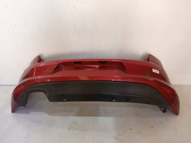 Recambio de paragolpes trasero para volkswagen golf vii lim. referencia OEM IAM 5G6807421  