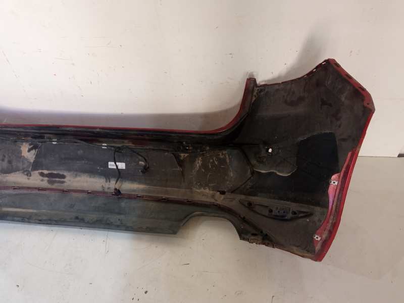 Recambio de paragolpes trasero para volkswagen golf vii lim. referencia OEM IAM 5G6807421  