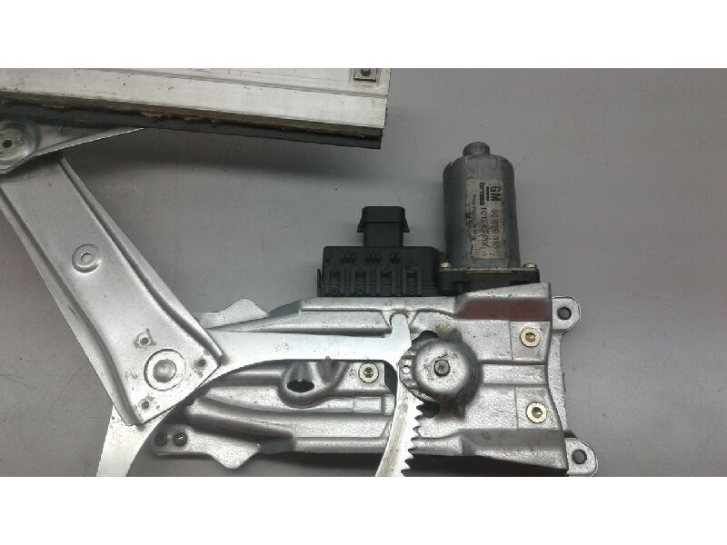 Recambio de elevalunas delantero izquierdo para opel zafira a elegance referencia OEM IAM 09118664  