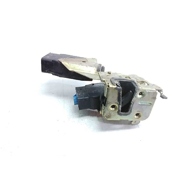 Recambio de cerradura puerta trasera derecha para volvo s40 berlina td referencia OEM IAM 30850811  