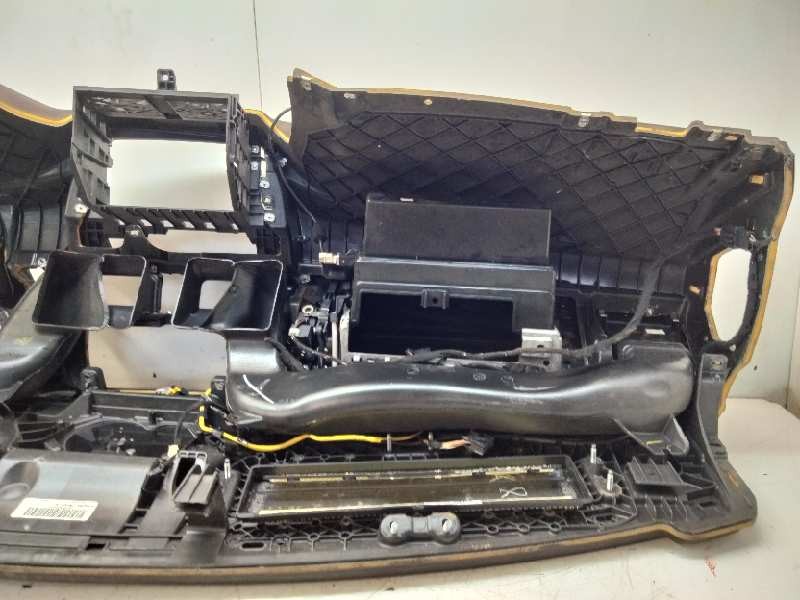 Recambio de salpicadero para bmw serie x5m (e70) basis referencia OEM IAM 70W101104  