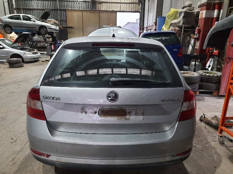 skoda spaceback (5h) del año 2014