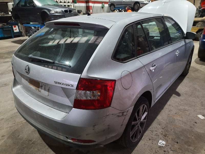 skoda spaceback (5h) del año 2014