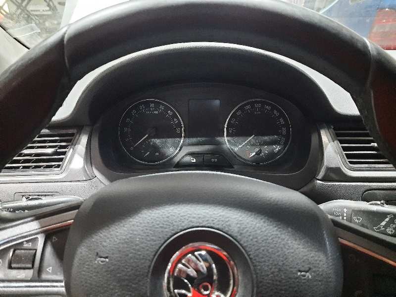 skoda spaceback (5h) del año 2014