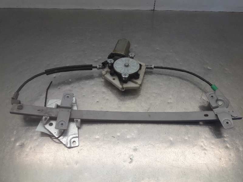 Recambio de elevalunas delantero derecho para volvo s40 berlina td referencia OEM IAM 113136-101/9470  