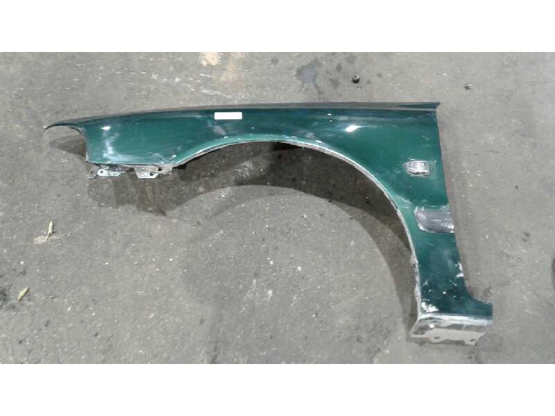 Recambio de aleta delantera izquierda para volvo v40 familiar 1.8 16v referencia OEM IAM   