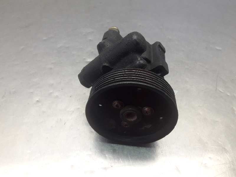 Recambio de bomba direccion para renault laguna (b56) 1.8 rn (b56b) referencia OEM IAM 7700823735 7700823794 26026915