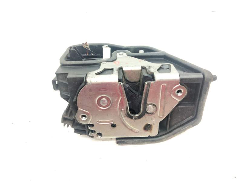 Recambio de cerradura puerta delantera derecha para bmw x3 (e83) 2.0 d referencia OEM IAM 7167074  