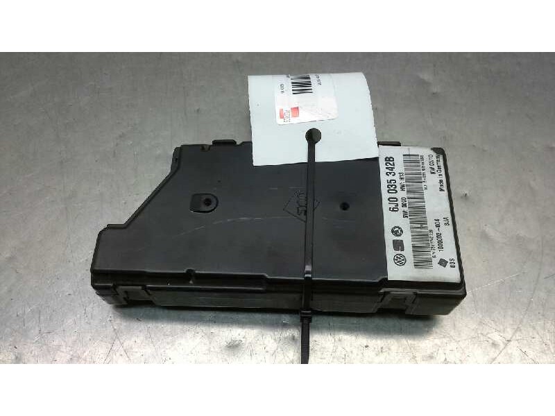 Recambio de centralita usb auxiliar para seat ibiza sc (6j1) reference referencia OEM IAM 6J0035342B  