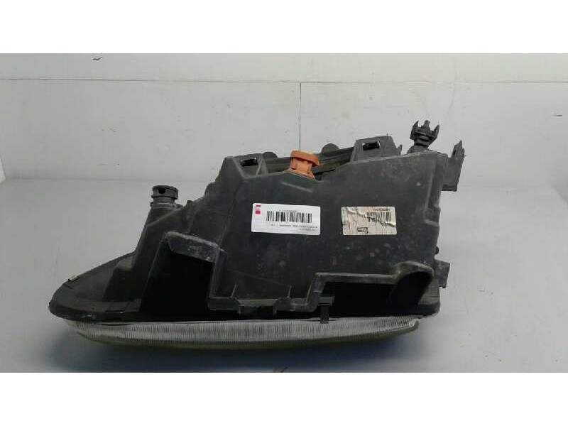 Recambio de faro derecho para renault laguna (b56) 1.8 rn (b56b) referencia OEM IAM 7701038262  