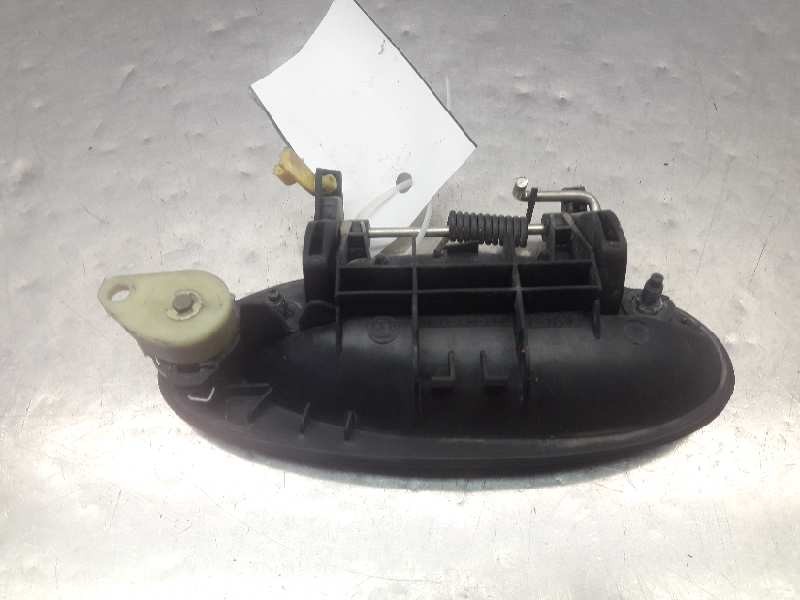 Recambio de maneta exterior delantera izquierda para renault laguna (b56) 1.8 rn (b56b) referencia OEM IAM 7700821373  