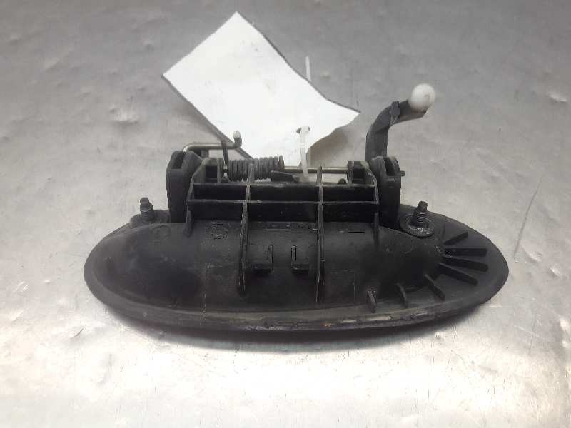 Recambio de maneta exterior trasera derecha para renault laguna (b56) 1.8 rn (b56b) referencia OEM IAM 7700821372  