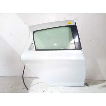 PUERTA TRASERA DERECHA 821008742R 