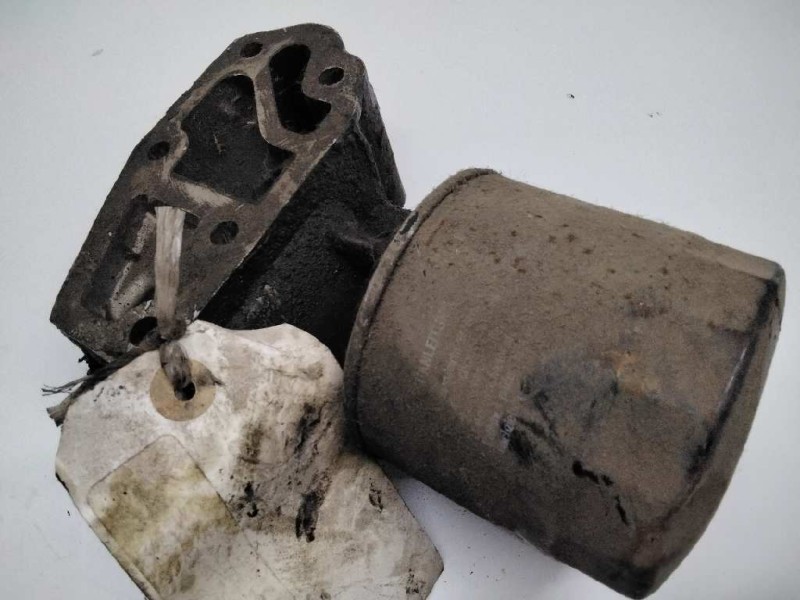 Recambio de soporte filtro aceite para fso polonez 1.5 1.5 c referencia OEM IAM 4381880  