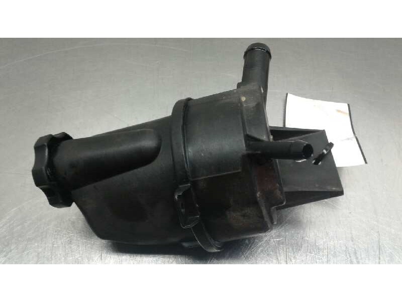Recambio de deposito liquido direccion para opel insignia berlina excellence referencia OEM IAM PA66GF33  
