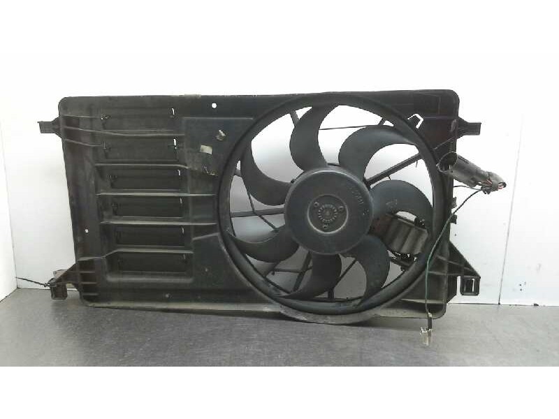 Recambio de electroventilador para mazda 3 berlina (bk) 2.0 crdt sportive referencia OEM IAM 0130307074  