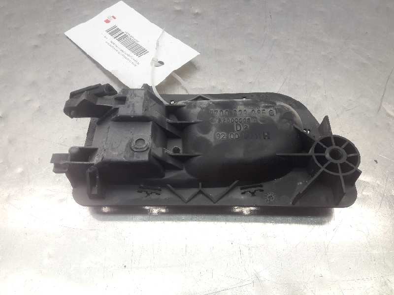 Recambio de maneta interior trasera derecha para renault laguna (b56) 1.8 rn (b56b) referencia OEM IAM 7700823285  