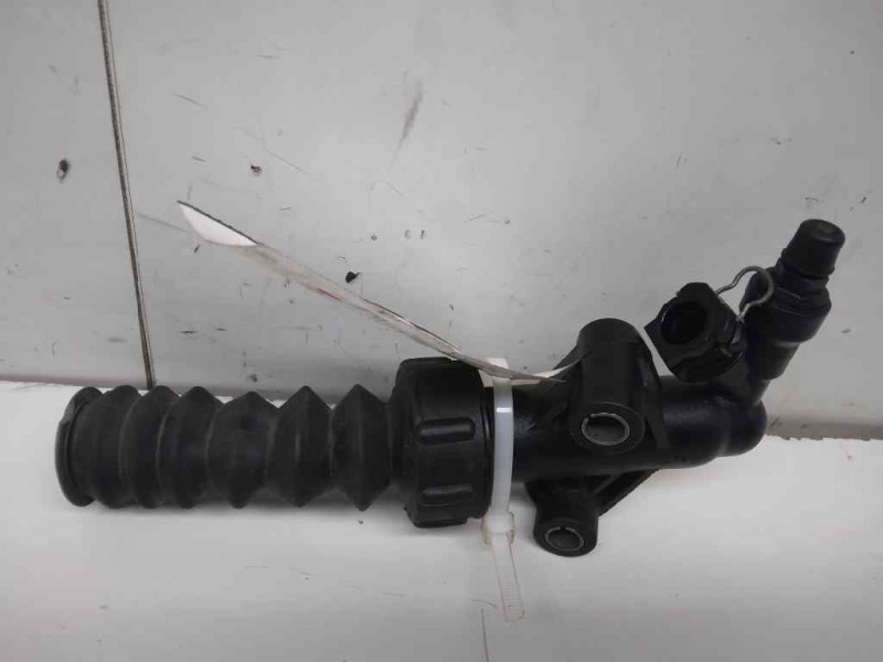 Recambio de bombin embrague para citroen c4 berlina collection referencia OEM IAM   