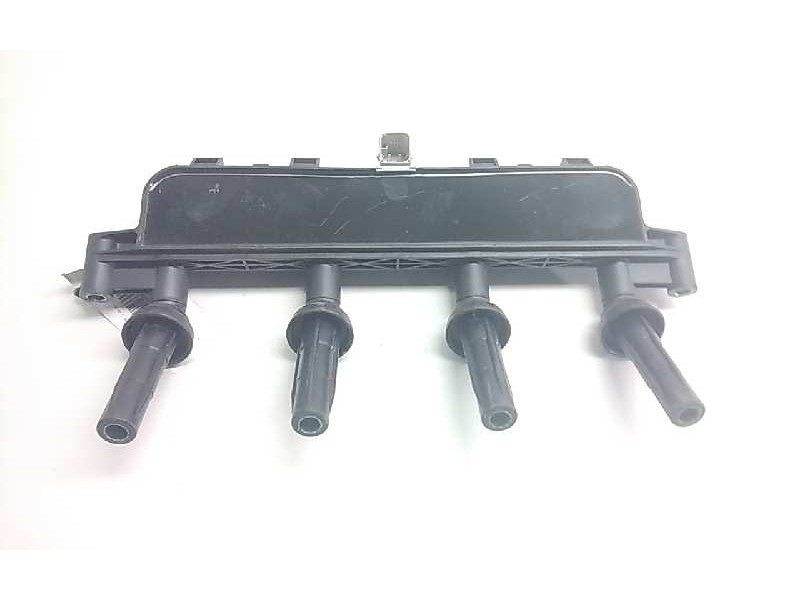 Recambio de bobina encendido para peugeot 206 berlina xn referencia OEM IAM NGKU6005481E  
