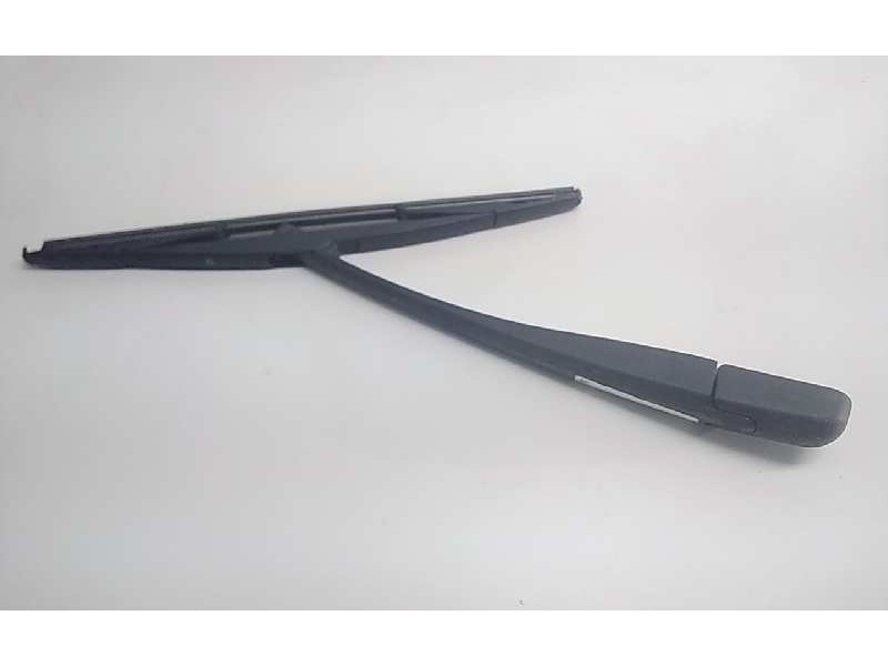 Recambio de brazo limpia trasero para peugeot 206 berlina xn referencia OEM IAM 6429R2  