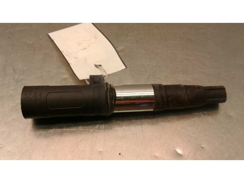 Recambio de bobina encendido para renault megane ii classic berlina 1.6 16v referencia OEM IAM 8200765882  