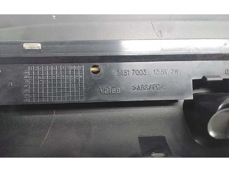 Recambio de luz central de freno para opel corsa c comfort referencia OEM IAM 24517003  