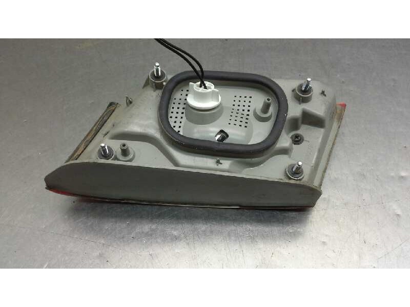 Recambio de piloto trasero derecho porton para chevrolet epica lt referencia OEM IAM   
