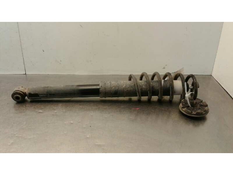 Recambio de amortiguador trasero izquierdo para renault clio iv technofeel referencia OEM IAM 562109815  