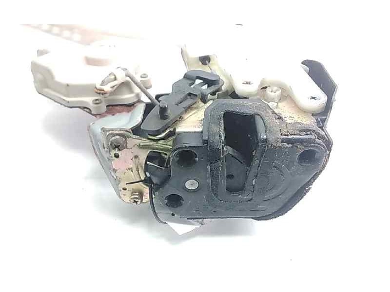 Recambio de cerradura puerta trasera derecha para hyundai elantra (xd) 2.0 crdi comfort (5-ptas.) referencia OEM IAM 814202D001 