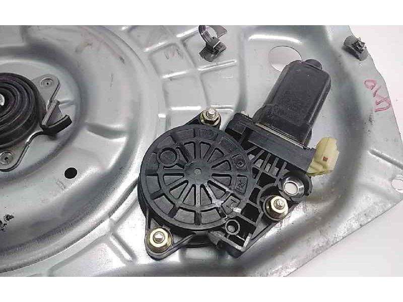 Recambio de elevalunas delantero izquierdo para hyundai elantra (xd) 2.0 crdi comfort (5-ptas.) referencia OEM IAM 824702D601AX 