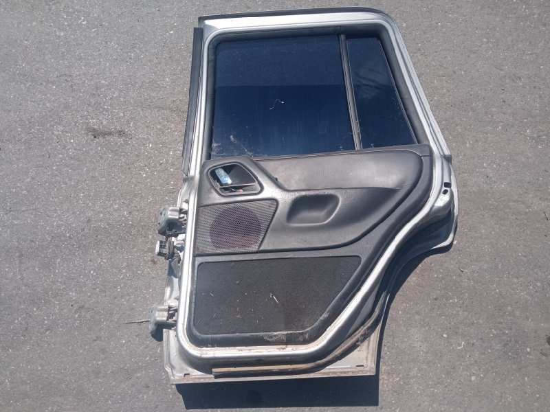 Recambio de puerta trasera derecha para jeep gr.cherokee (wj/wg) 3.1 td laredo referencia OEM IAM   