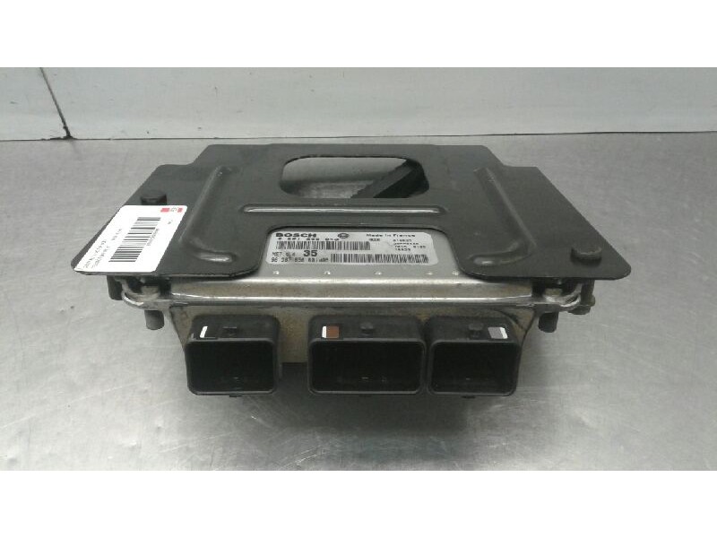 Recambio de centralita motor uce para peugeot 307 (s1) xt referencia OEM IAM 194061  