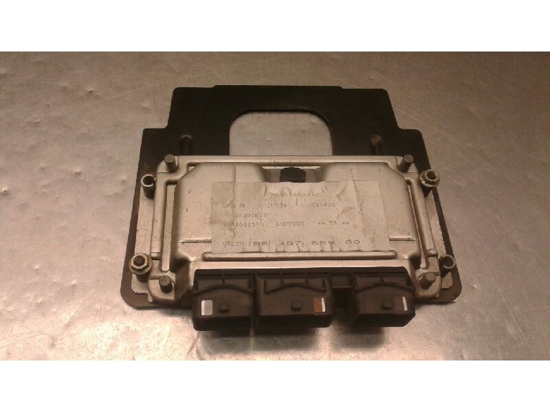 Recambio de centralita motor uce para peugeot 307 (s1) xt referencia OEM IAM 194061  