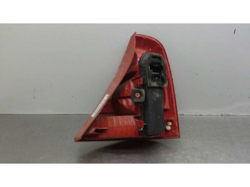 Recambio de piloto trasero izquierdo para renault clio ii fase ii (b/cb0) authentique referencia OEM IAM   