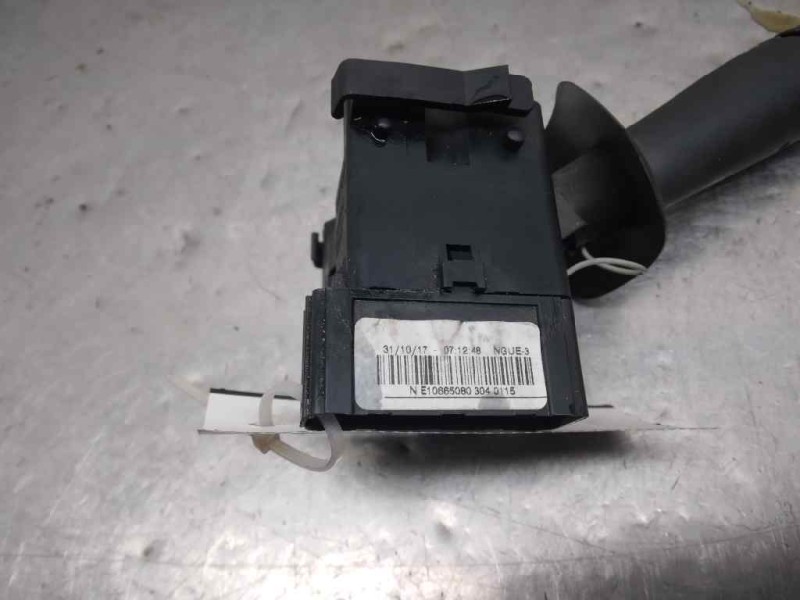 Recambio de mando intermitentes para renault mascott fg 160. 35/55/65 cabina individual referencia OEM IAM   