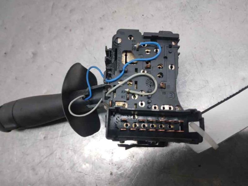 Recambio de mando intermitentes para renault mascott fg 160. 35/55/65 cabina individual referencia OEM IAM   