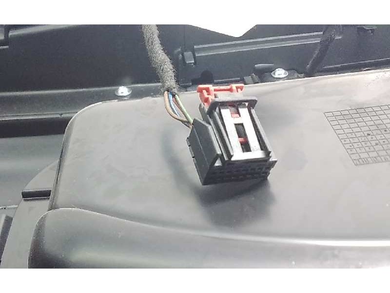 Recambio de guarnecido puerta delantera derecha para audi a6 avant (4f5) 2.8 fsi referencia OEM IAM 4F1971693F  