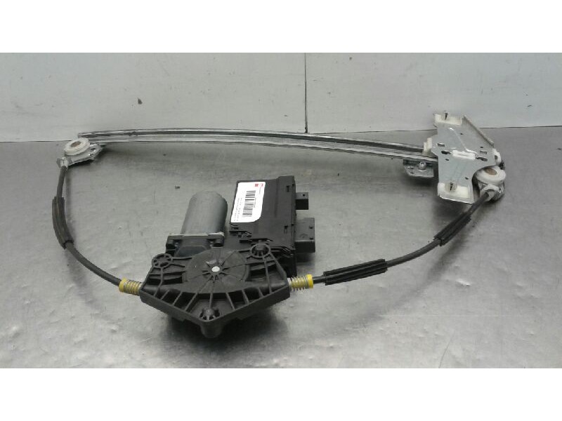 Recambio de elevalunas delantero izquierdo para peugeot 307 (s1) xs referencia OEM IAM 9221K0  