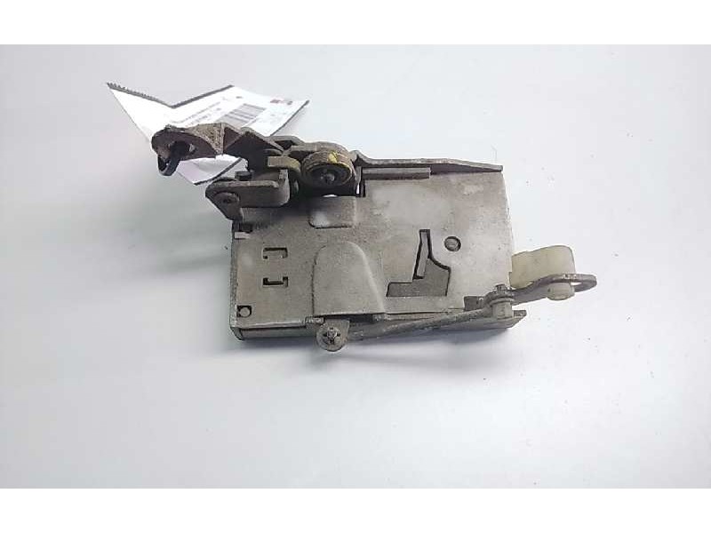 Recambio de cerradura puerta trasera derecha para ford escort berlina cl referencia OEM IAM 85ABA26412AA  