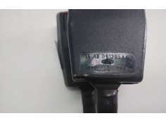 Recambio de enganche cinturon delantero central para ford escort berlina cl referencia OEM IAM 84ABB61208AA   2