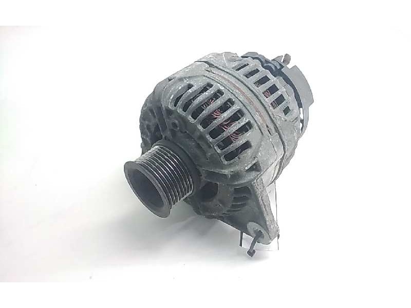 Recambio de alternador para iveco eurocargo fg 80 e tráfico urbano referencia OEM IAM 4892318  