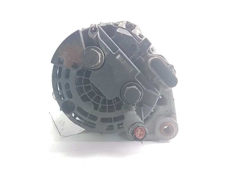 Recambio de alternador para iveco eurocargo fg 80 e tráfico urbano referencia OEM IAM 4892318  