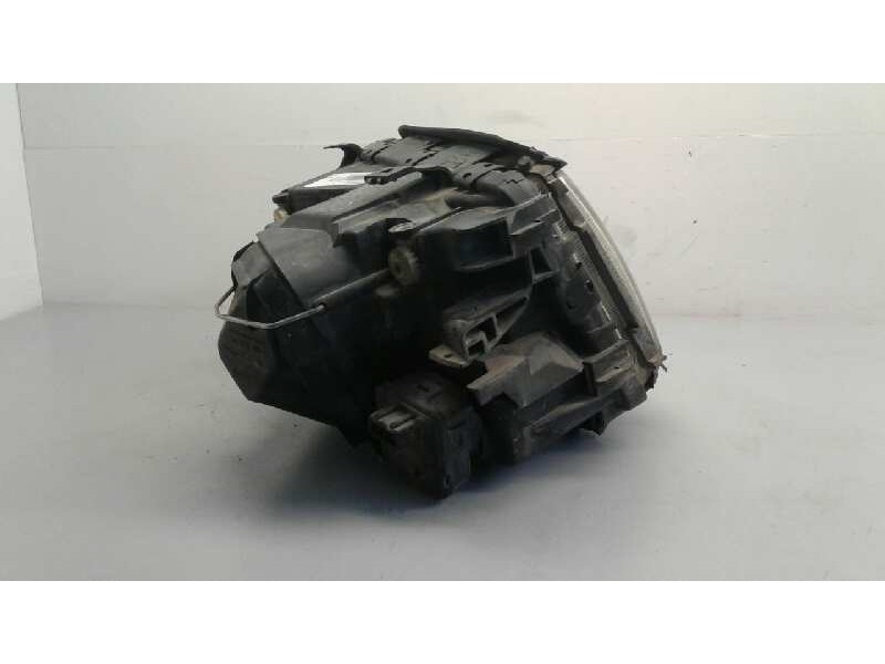 Recambio de faro derecho para audi a6 berlina (c4) 2.6 v6 cat (abc) referencia OEM IAM   98913
